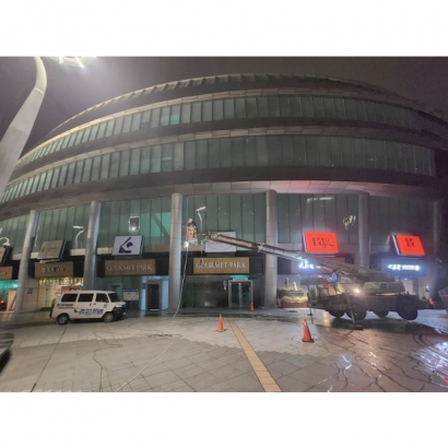 台北大巨蛋 清洗3